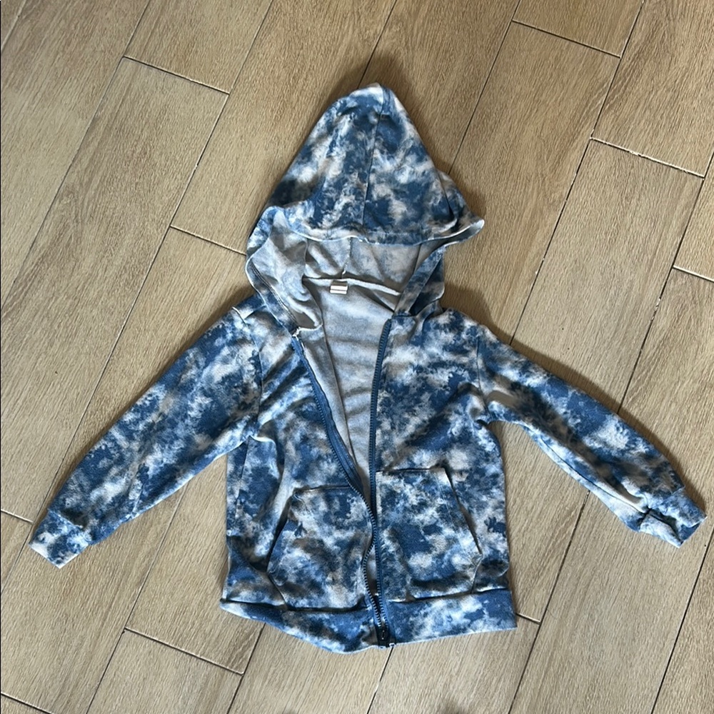 YMI Blue and White Tie-Dye Matching Set - Picture 3 of 9